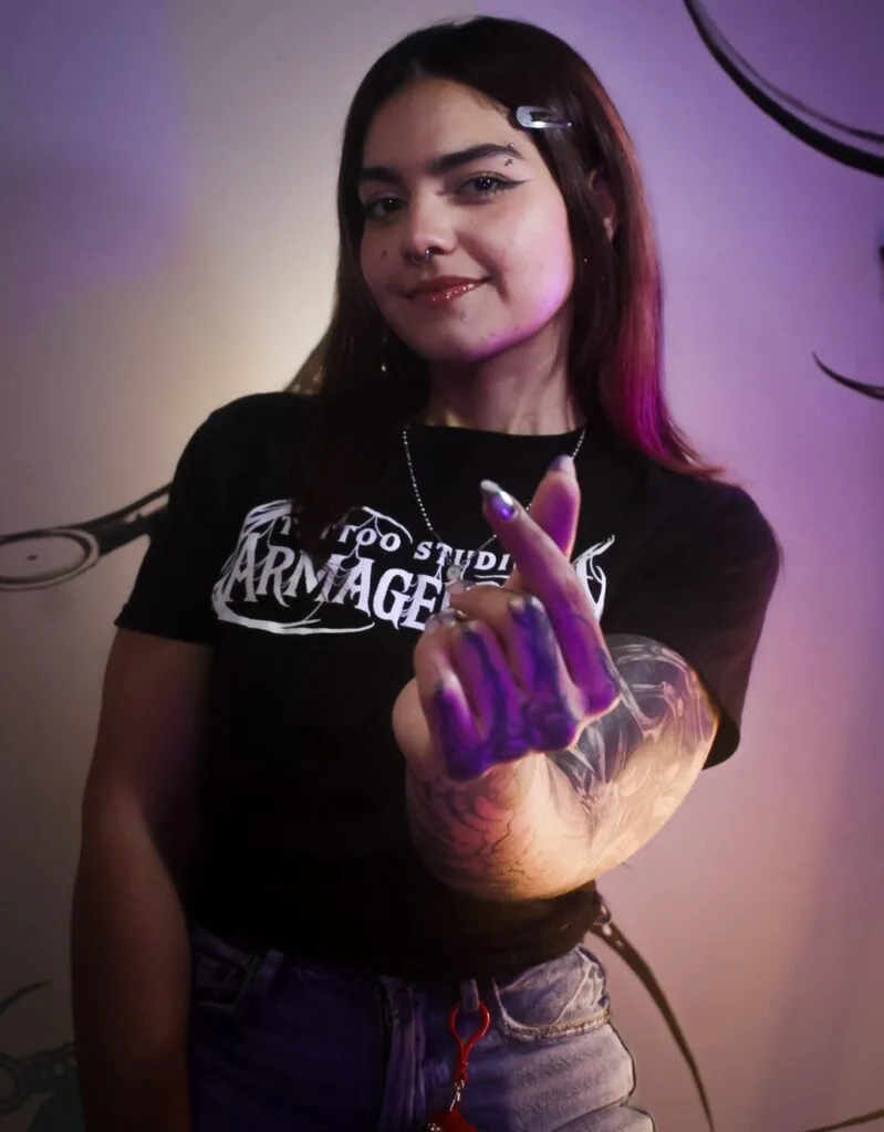 artista en armageddon piercing tattoo